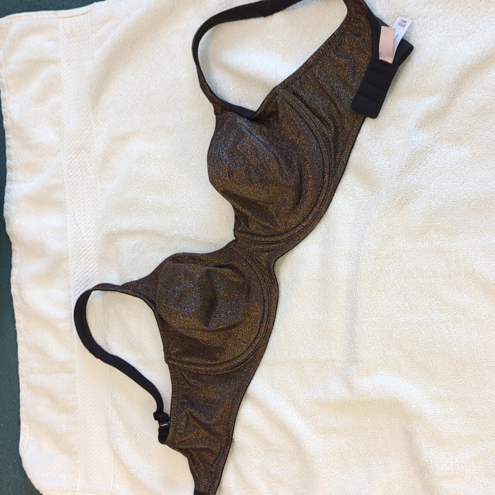 Brassiere, 36D